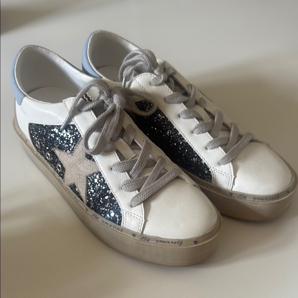 ShuShop White and Black Sneakers with Star Detail
